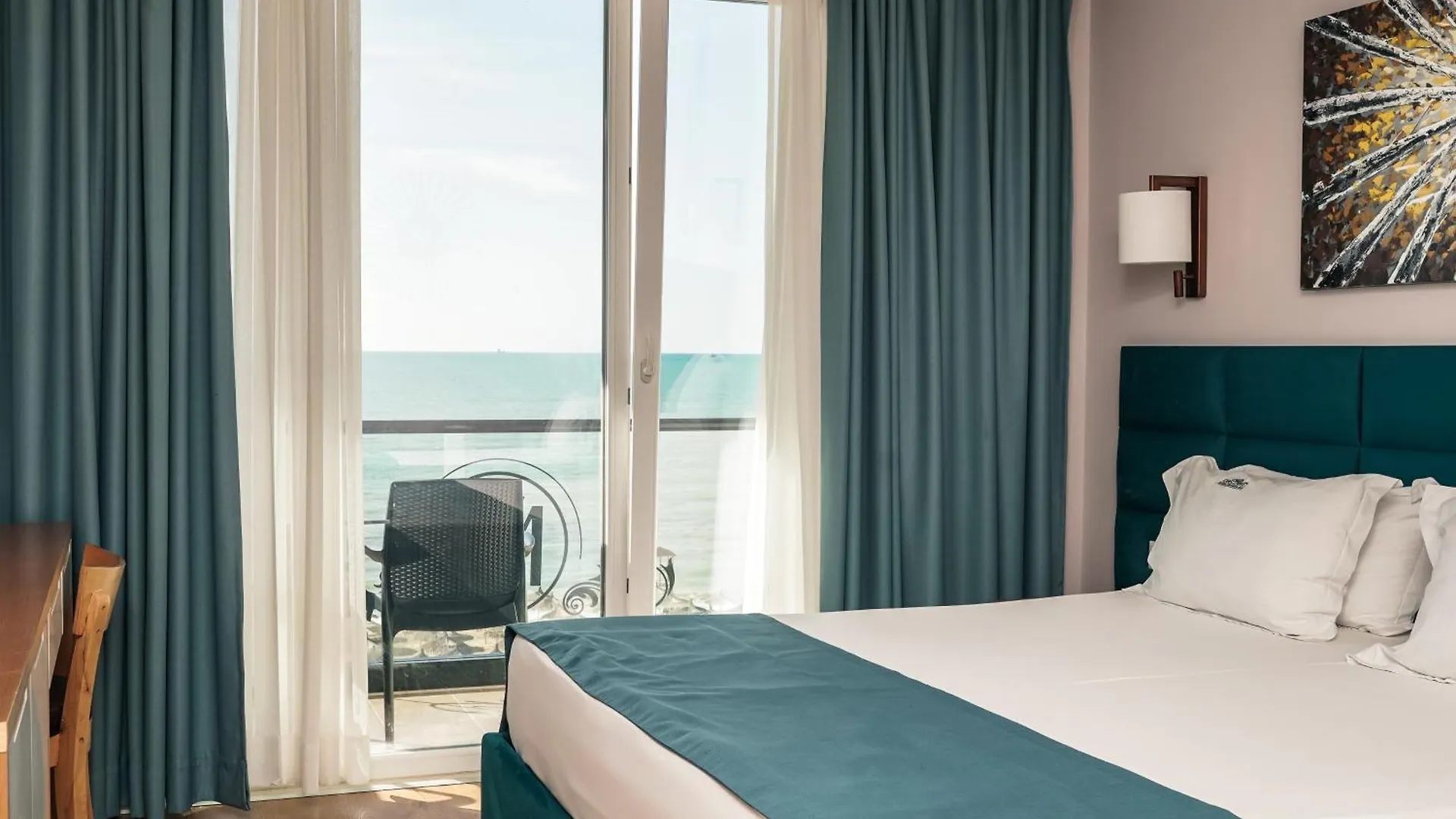 Vm Resort & Spa Golem  Hotel
